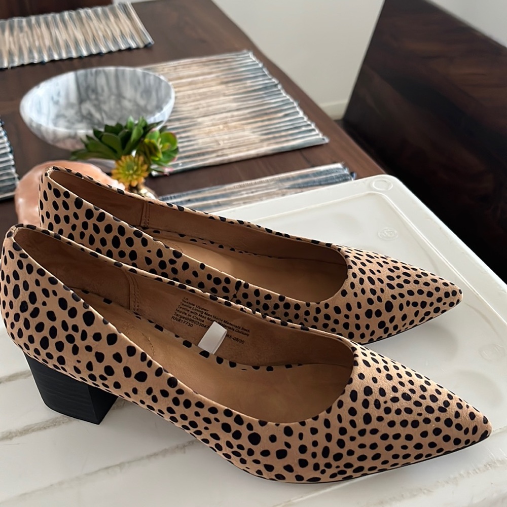 Worn once like new Universal Thread Spotted Heel - Size 10